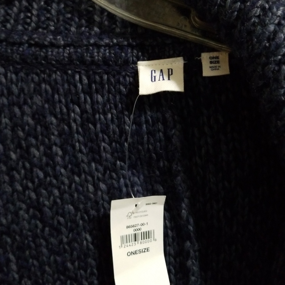 Sweater - Picture 2 of 2